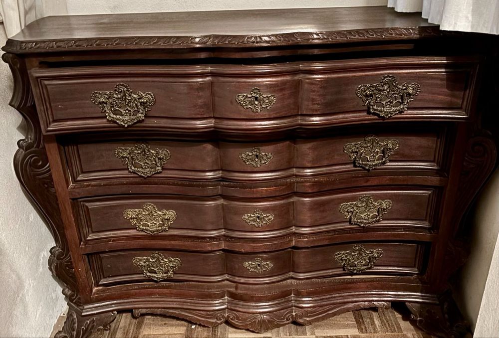 Mobilia de quarto estilo D. José