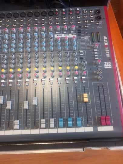 Mixer Allen&Heath 22FX