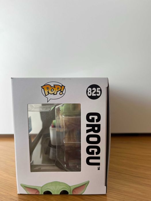 Vendo Funko POP! - Grogu Flocked #825 (Star Wars) novo