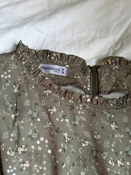 Сукня у квітковий принт з довгим рукавом