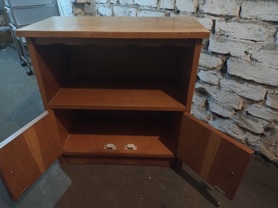 Szafka retro z czasów prl