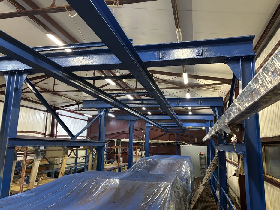 Malowanie hal , obiektow przemyslowych,szpachlowanie ,mycie paneli