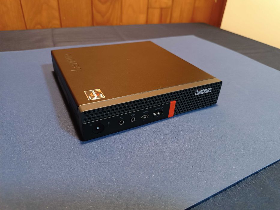 Lenovo ThinkCentre M75Q-1