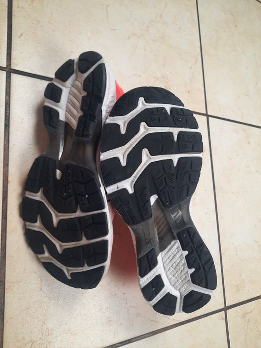 Buty do biegania Asics roz. 37.5 1012A948 Gel-Kayano 27 Tokyo