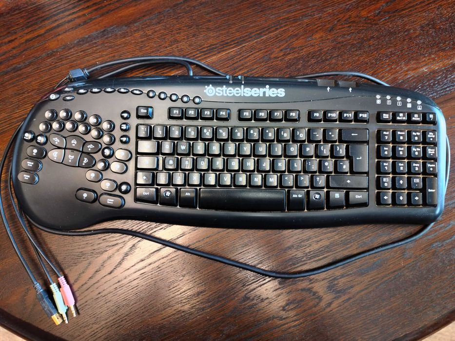 Klawiatura gamingowa USB Steelseries model KUH0702