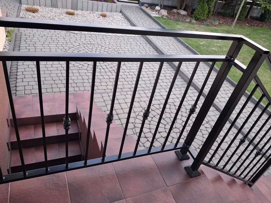 Barierki na balkon i schody
