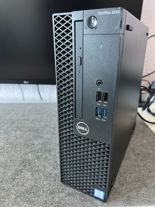 #1876 Dell optiplex 3050 i5 7 gen 8Gb Ram DDR4 D11S