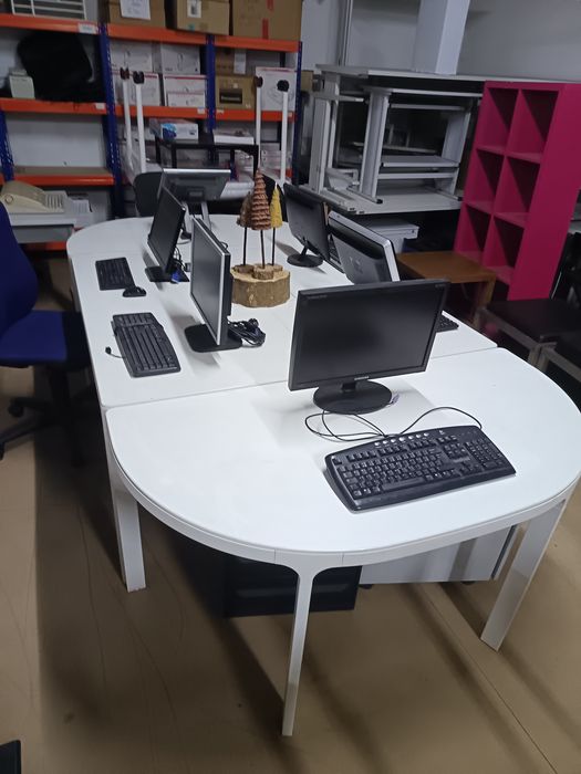 Mesa de reuniões