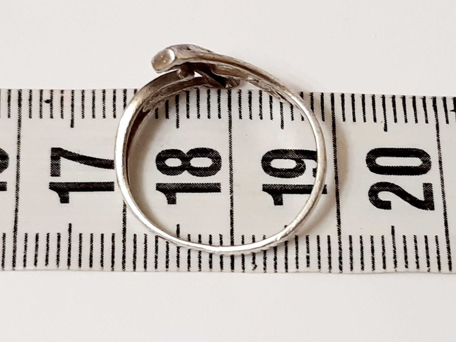Женское кольцо серебро 925 пр, 17 размер, клеймо, вес 1.6 г, винтаж
