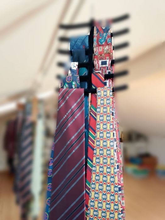 Lote de 5 Gravatas Clássicas - Escolha as suas favoritas!