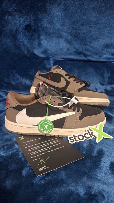 Tenos Nike Dunk Low X Travis Scott OG tamanho 42