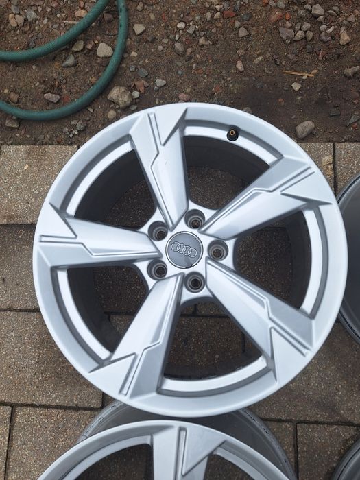 Alufelgi Audi A6 c8 c7 a4 b8 b9 q5 18 cali