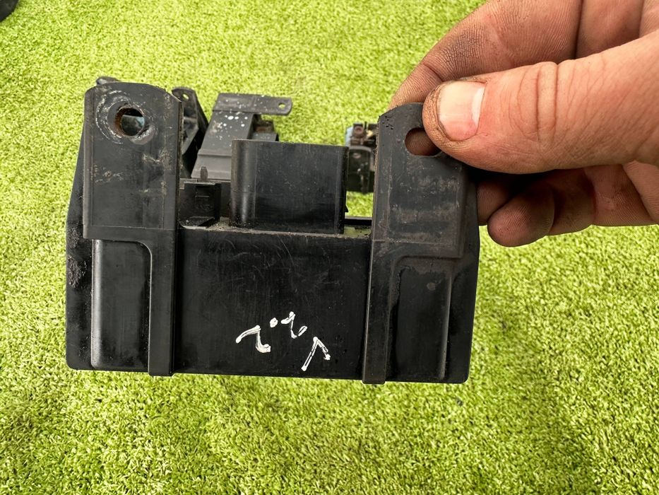 Реле свічок накалу Мерседес Спрінтер 2.2 Cdi. Sprinter Vito.