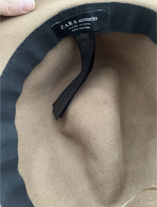 Жіночий вовняний капелюх Zara