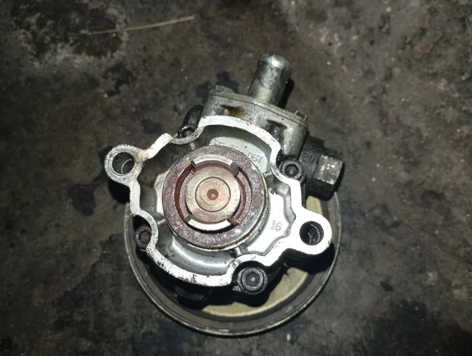 LAND ROVER FREELANDER BOMBA DIREÇÃO - BD011
