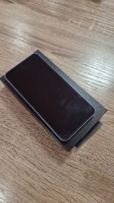 Samsung Galaxy S 24