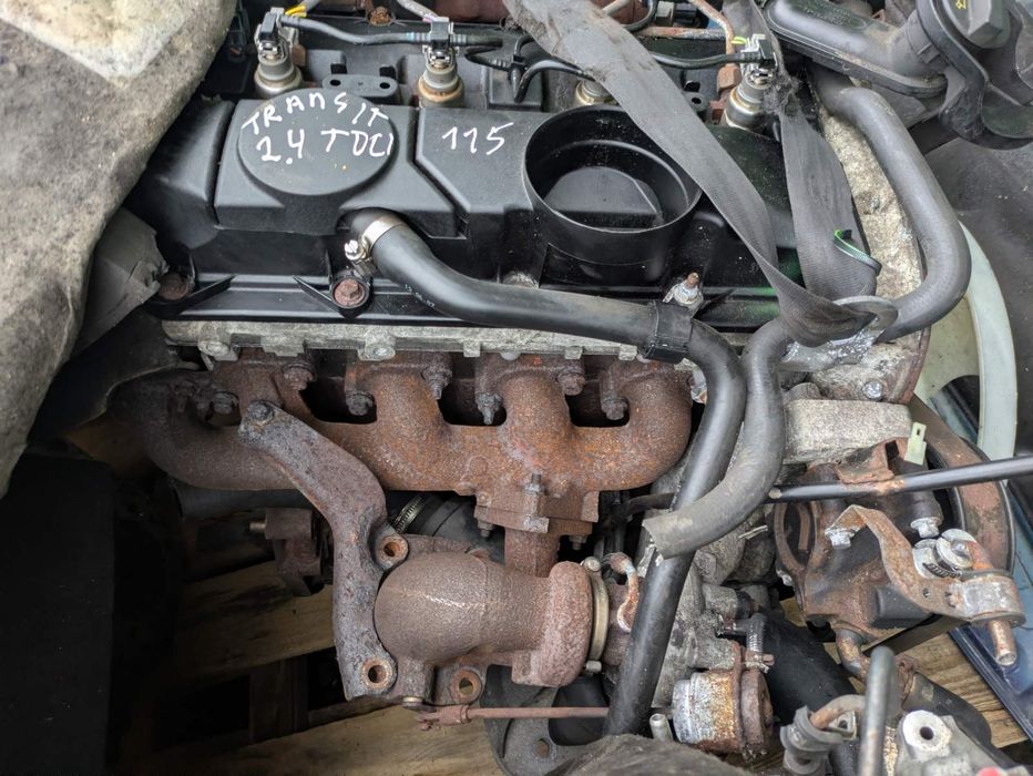 Двигатель для Ford Transit 2.4tddi 2000-06 год.