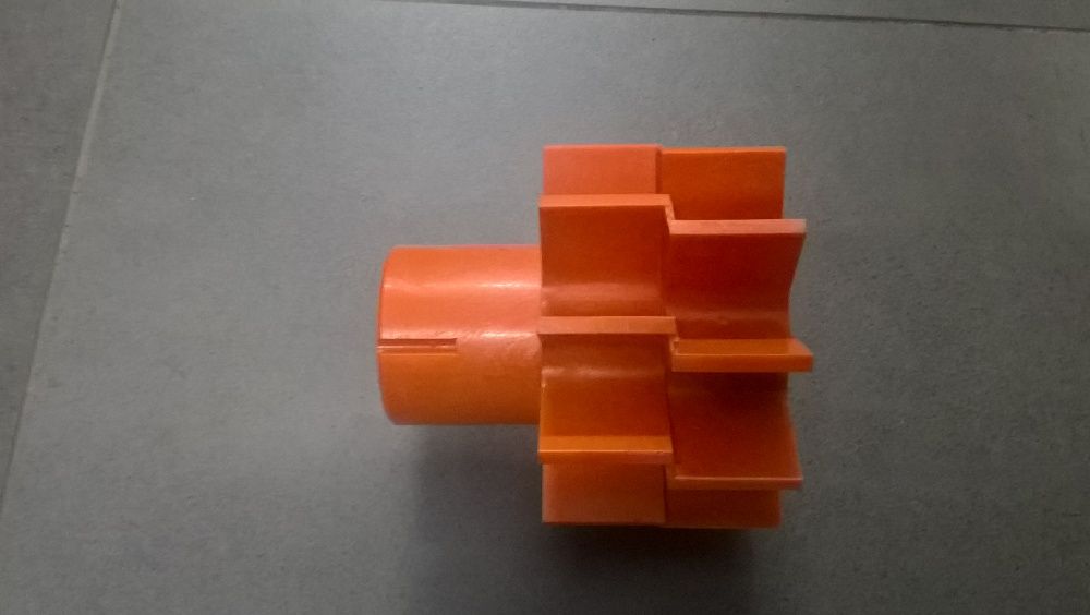 Kółko dozujące grube prawe aparat wysiewający AMAZONE 912105 [1328]