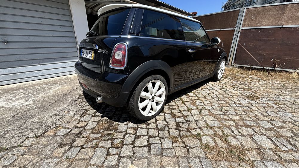 Mini Cooper D 1.6 110cv- conduçao Go Kart