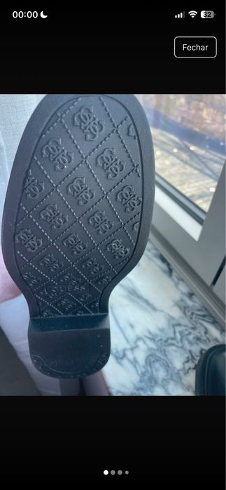 Botas Guess novas nunca usadas estilo militar