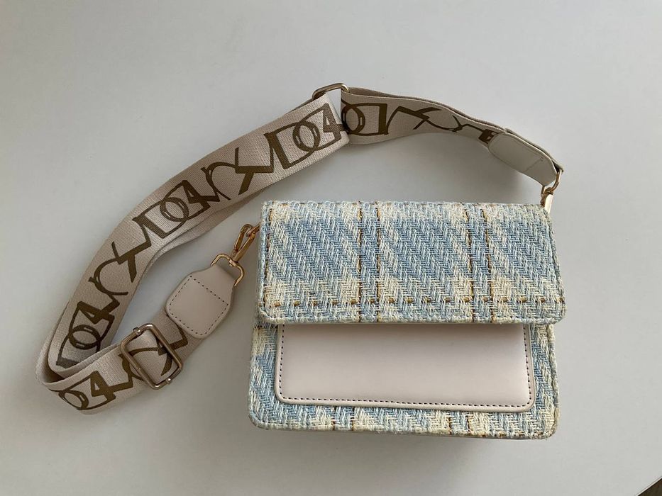 Продам дівочі сумочки