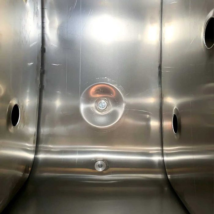 Паливні баки для MAN / DAF / IVECO – в асортименті. Гарантія/наявність