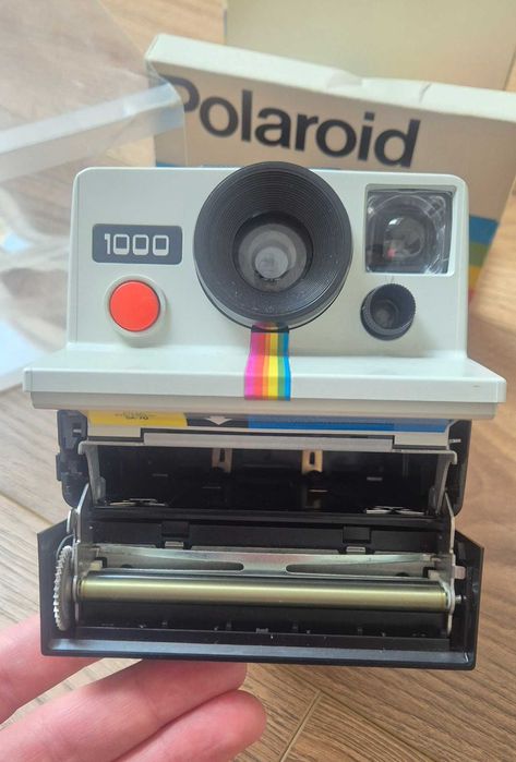 Polaroid 1000 Red Button - SX70