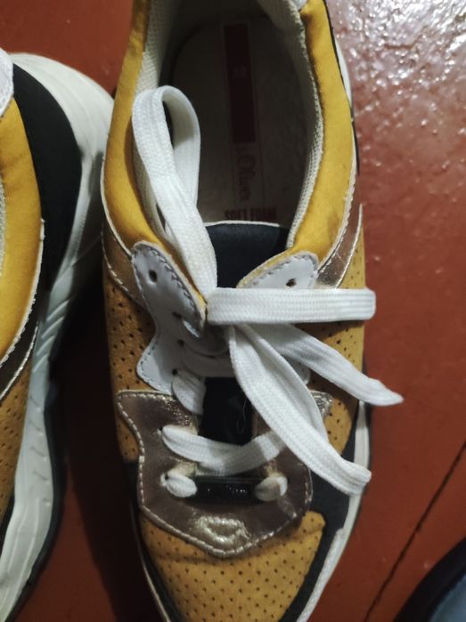 Жіноче взуття 39 розмір