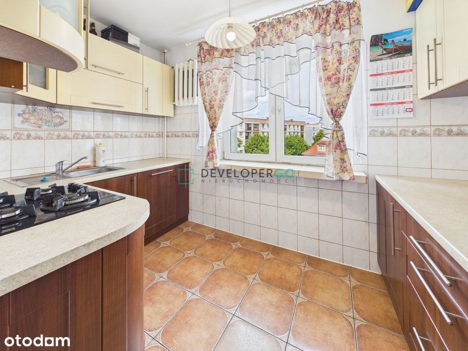43,4 m²  centrum, parking, do remontu lub poprawek