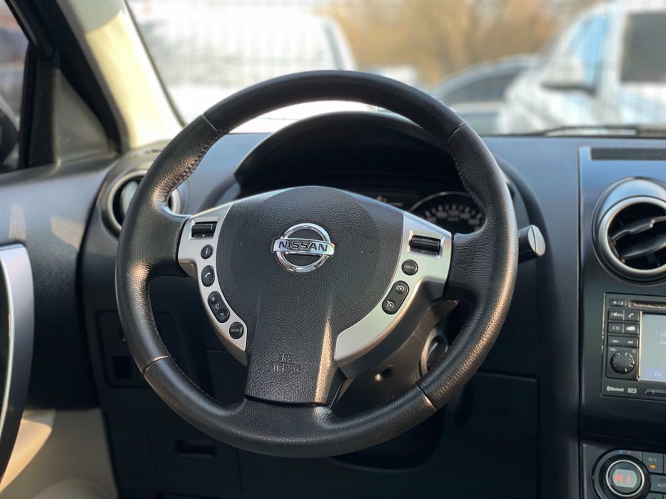 Nissan Qashqai+2 2013