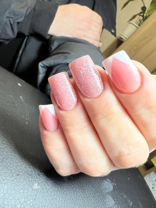 Наращивание ногтей