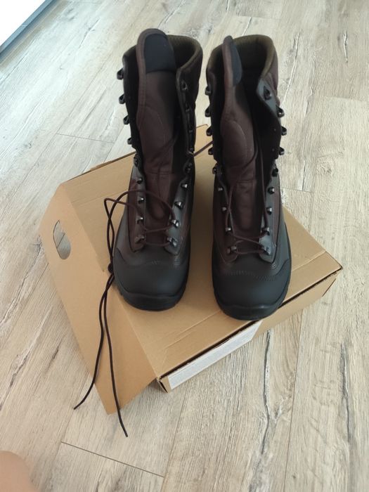 Buty wojskowe letnie r44 nowe