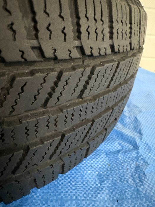Opony 195/65r15ice plus