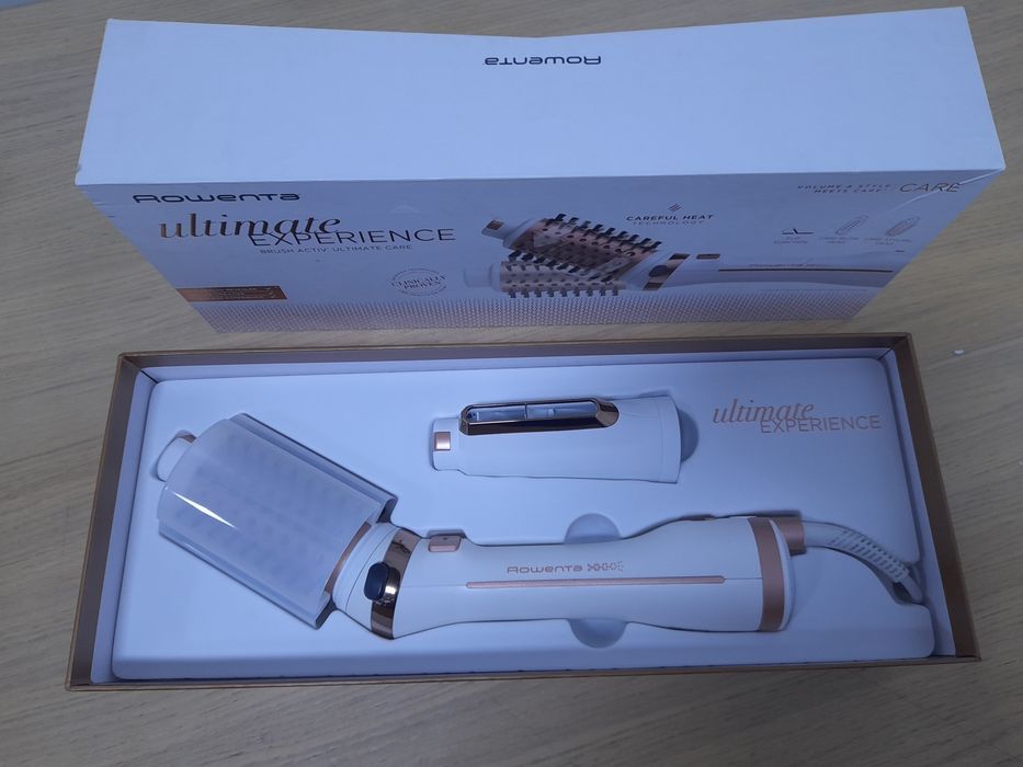 Фен-щітка Rowenta CARE CF9720F0