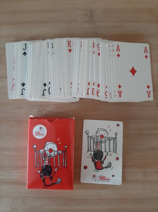 Baralho de cartas "Operação Nariz Vermelho "