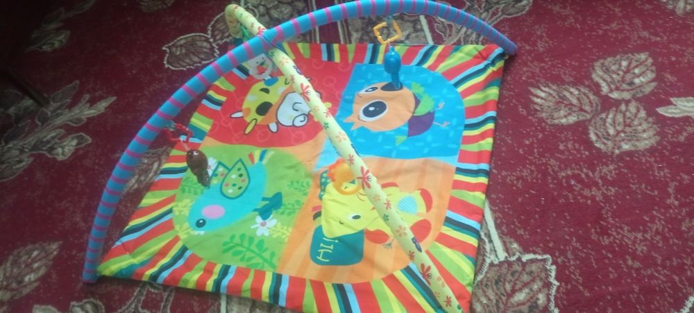 Розвиваючий килимок