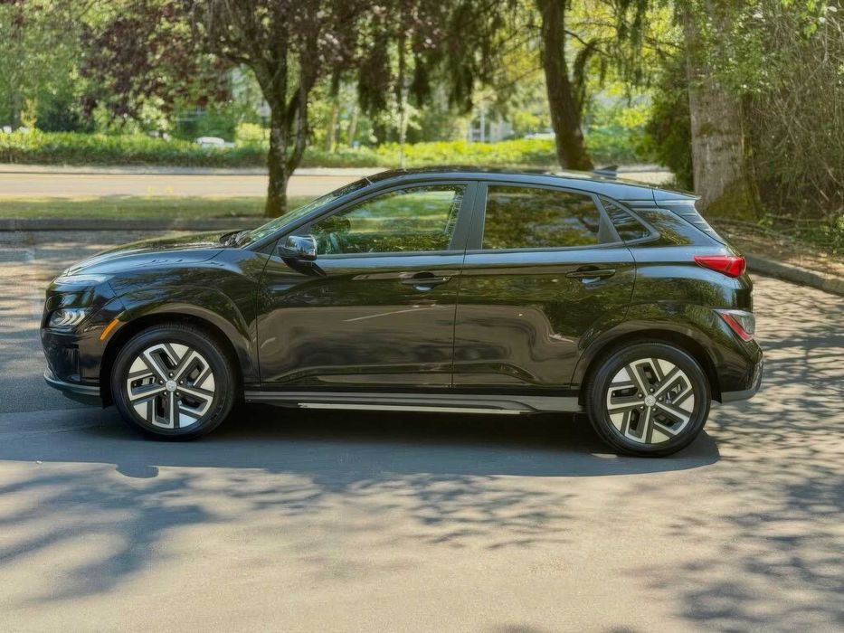 Hyundai Kona Limited Electric      2022