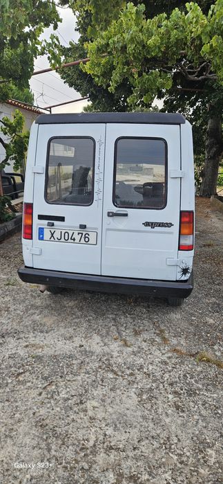 Vendo Carrinha 5 lugares e Carga