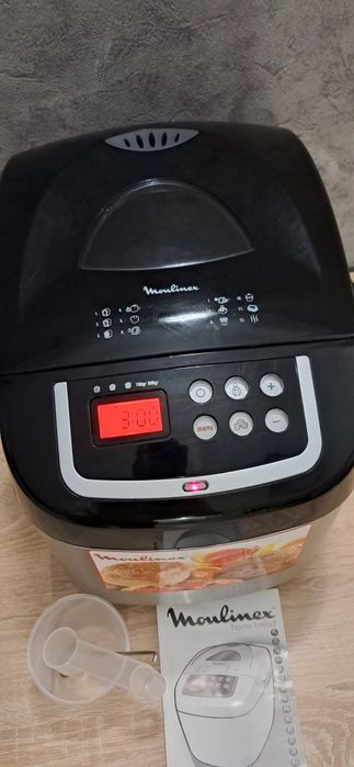 Продам хлебопечку moulinex