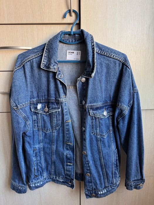 Джинсова куртка жіноча