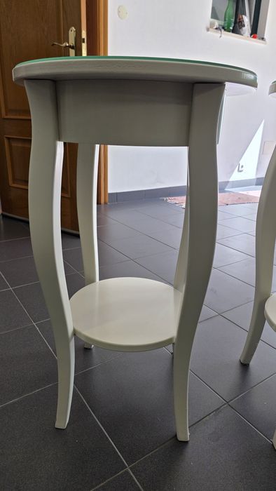 2 Mesas de Cabeceira Ikea