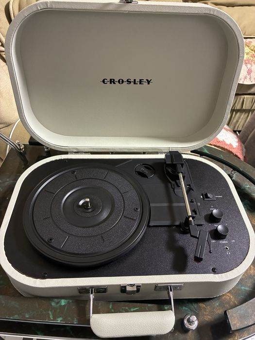 Вініловий програвач Crosley Discovery