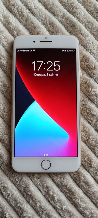 Айфон 7+ вживаний