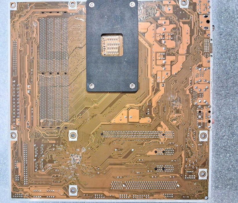 Płyta główna Asus M2N68-LA (Narra3) DELL RAID Rev.3.02 CPU RAM