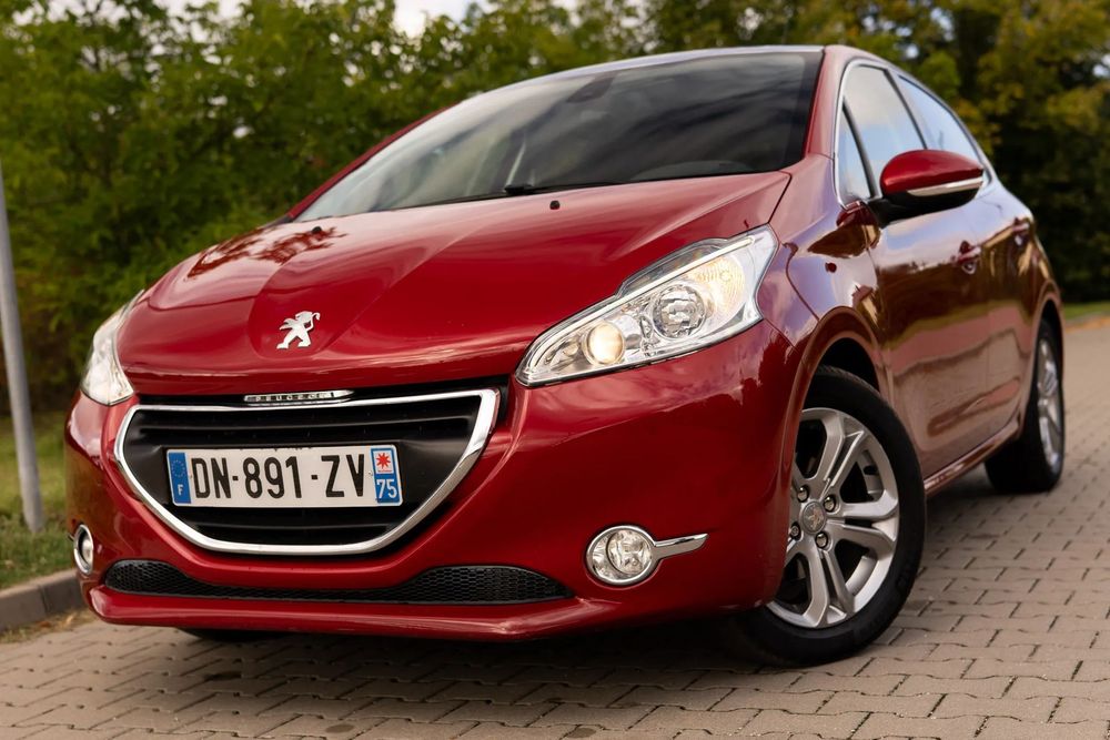 Peugeot 208 Panorama bordo climatronik