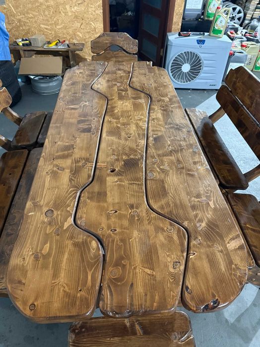 Стіл з кріслами ручної роботи в альтанку комплект