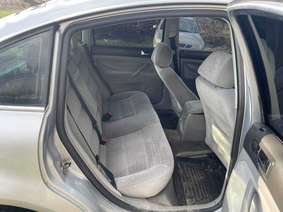 Автомобіль Volkswagen Passat, 2003 р.в.