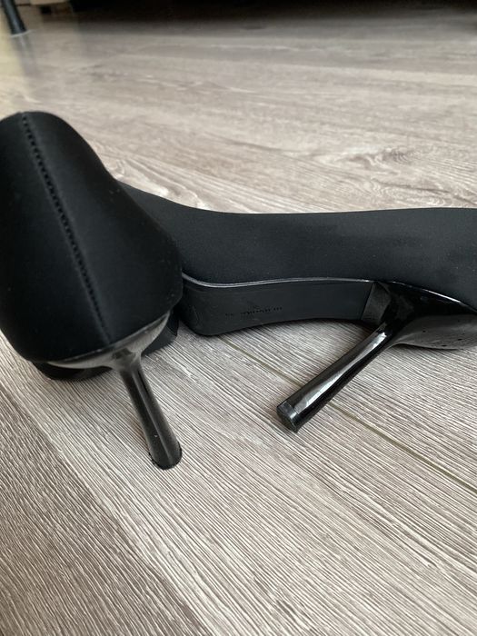 Туфлі фірми Bershka