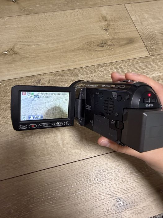 видеокамера Panasonic HDC-SD600