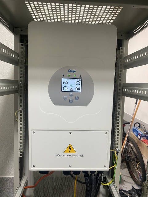 В наявності гібридний инвертор DEYE SUN-6K-SG05LP1-EU-AM2-P 6 кВт, 48